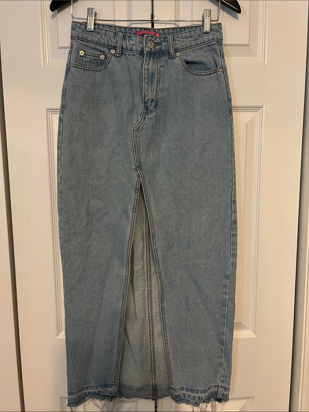 Edikted Front Slit Maxi Denim Skirt - size S